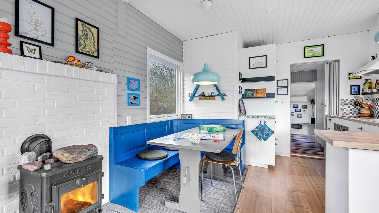 Photo of Others in Mesinge