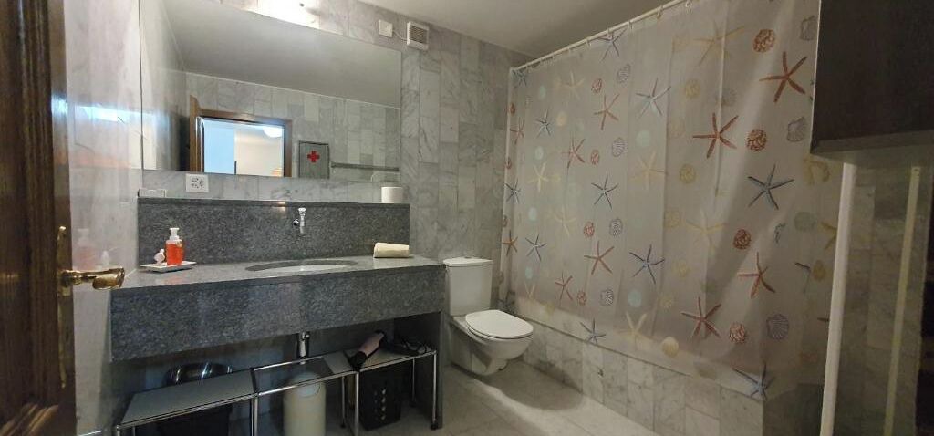 Photo of Bathroom in Jenins