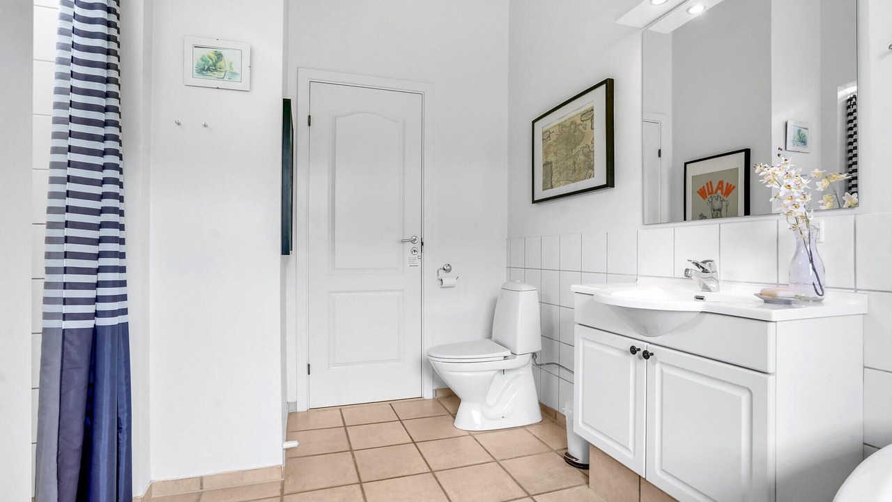 Photo of Bathroom in Aabenraa