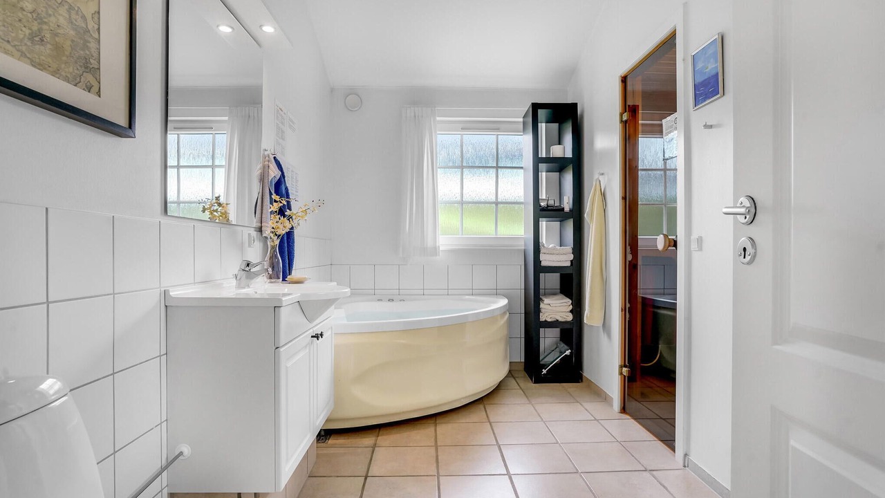 Photo of Bathroom in Aabenraa