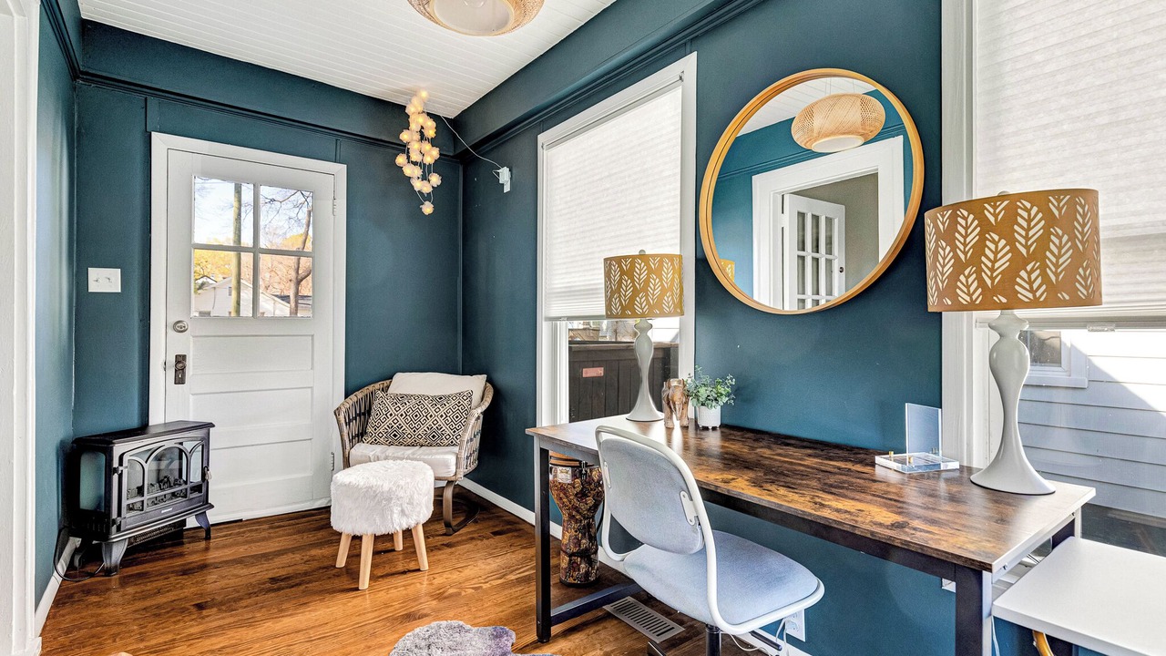 Photo of Bedroom in Lakeside