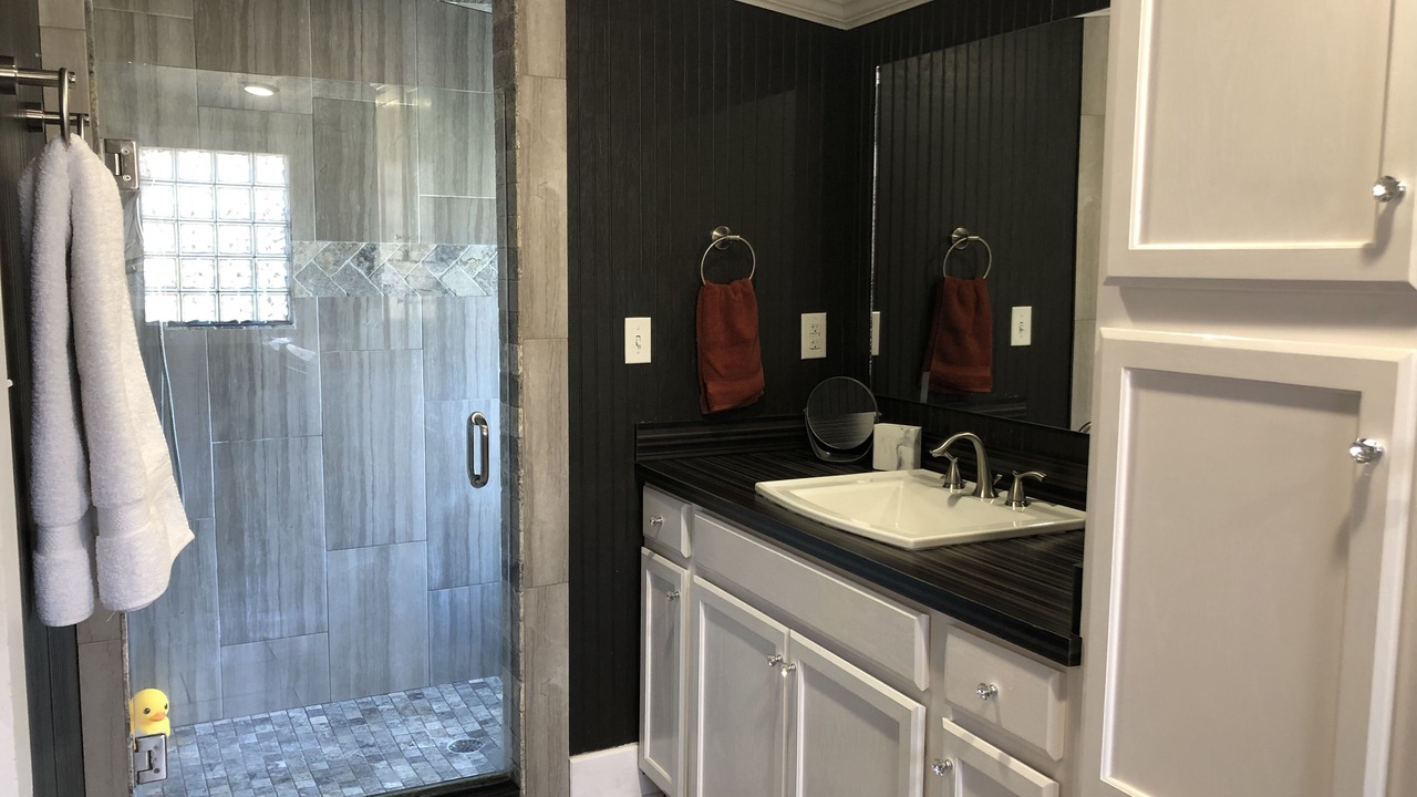 Photo of Bathroom in Van Buren