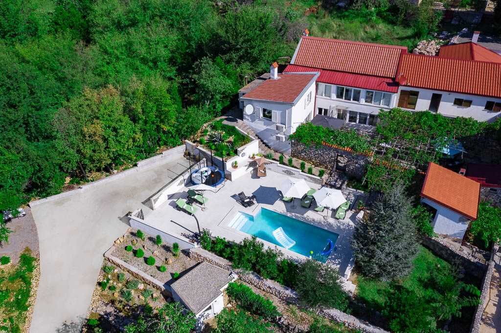 Photo of Outdoor in Bribir