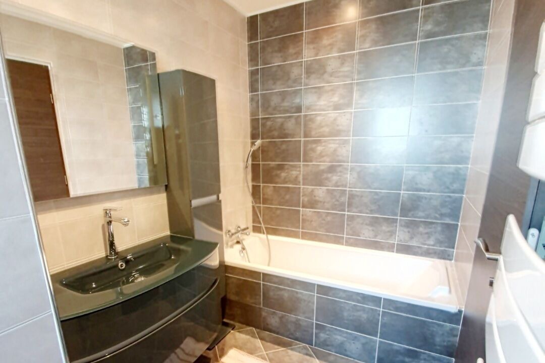 Photo of Bathroom in Saint-Jean-de-Vedas