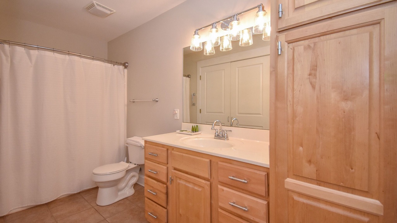 Photo of Bathroom in Dadeville