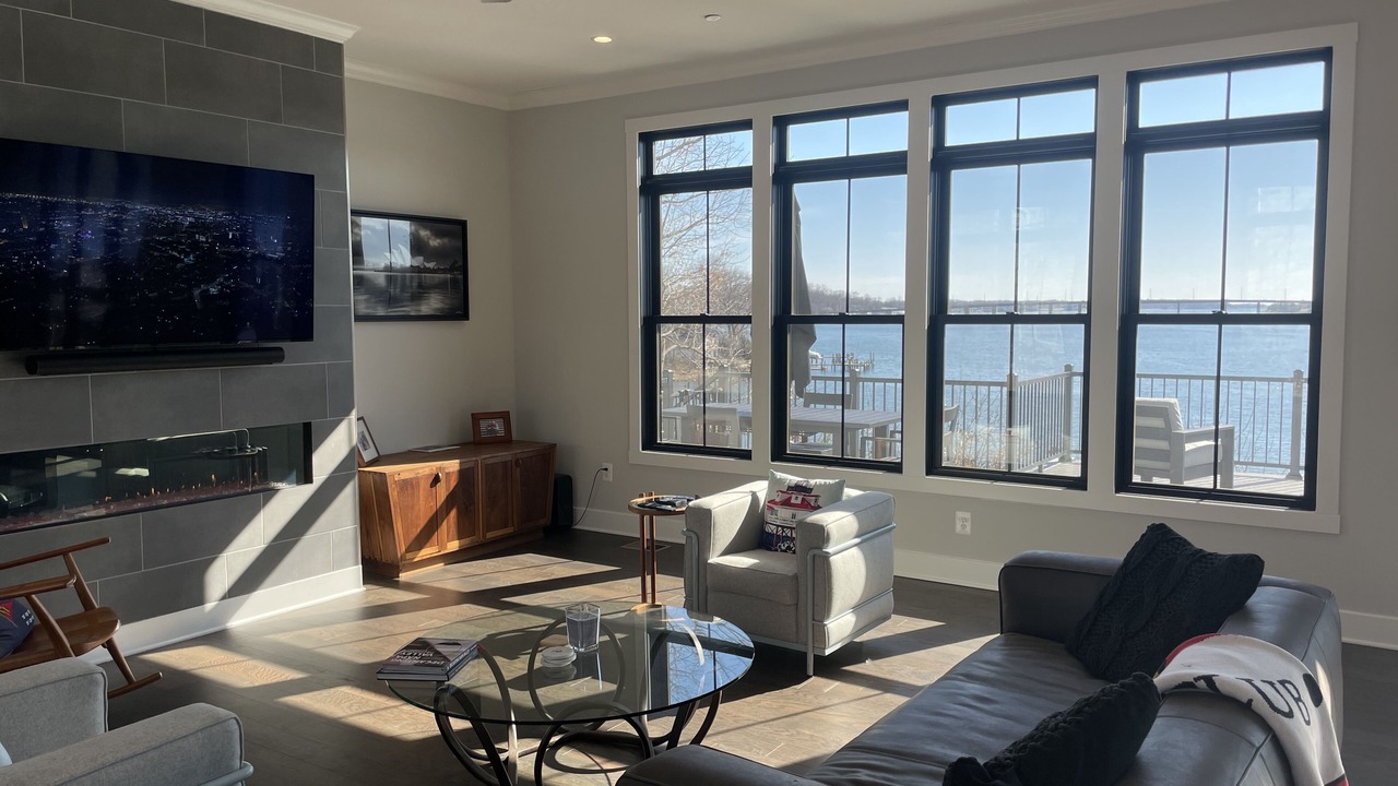 Photo of Livingroom in Parole