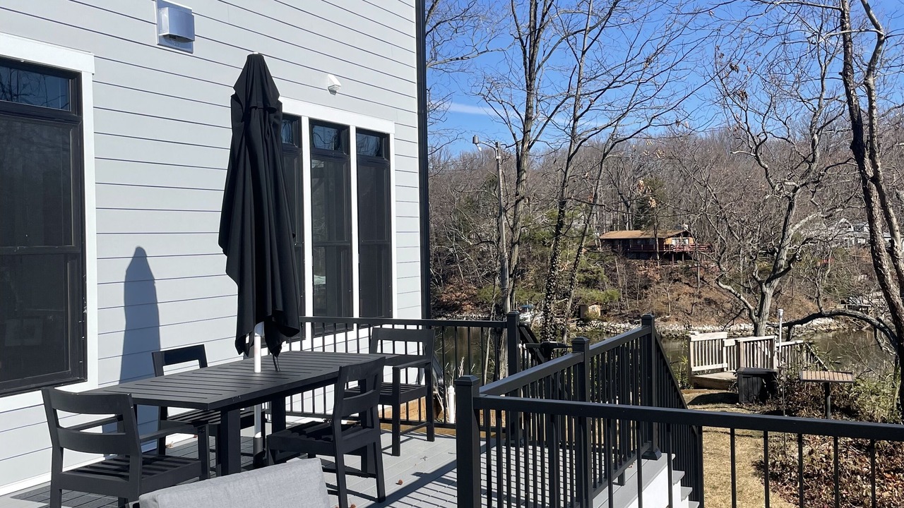 Photo of Outdoor in Parole