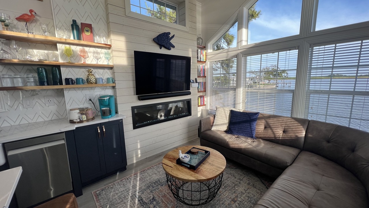 Photo of Livingroom in Sandbridge