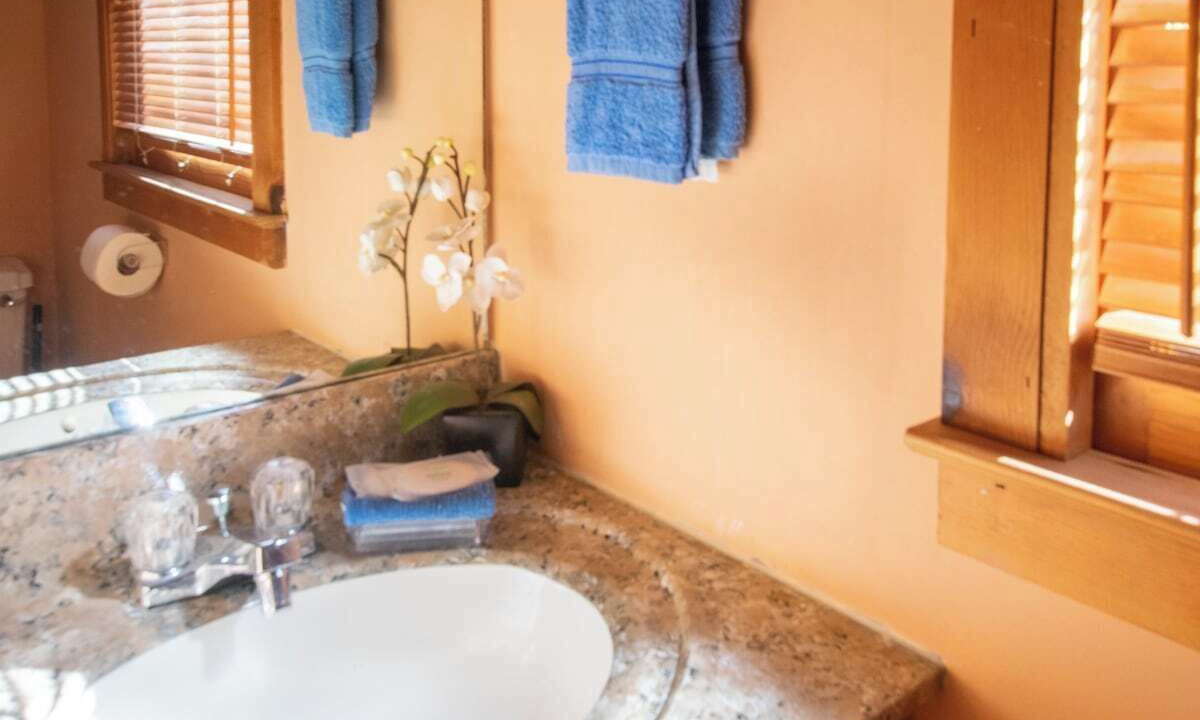 Photo of Bathroom in Blairsville