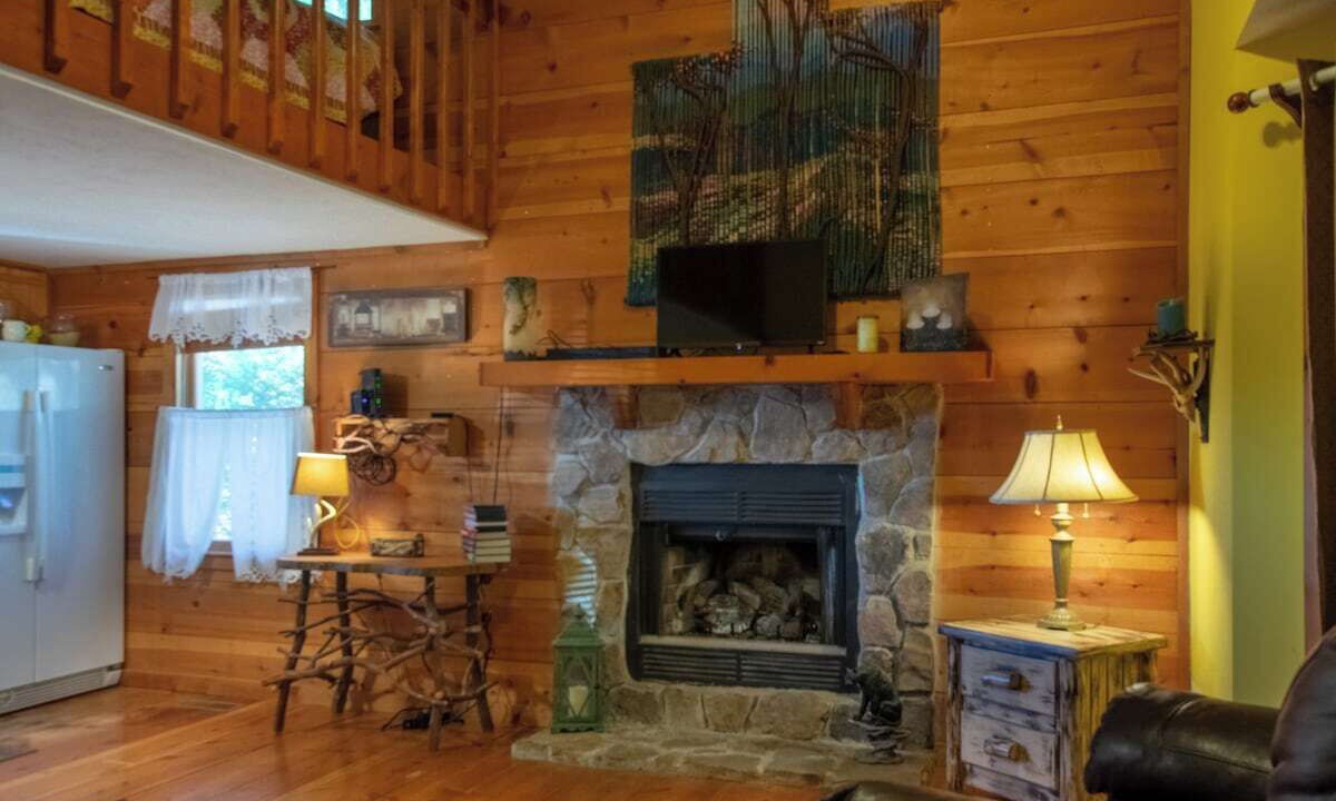 Photo of Livingroom in Blairsville