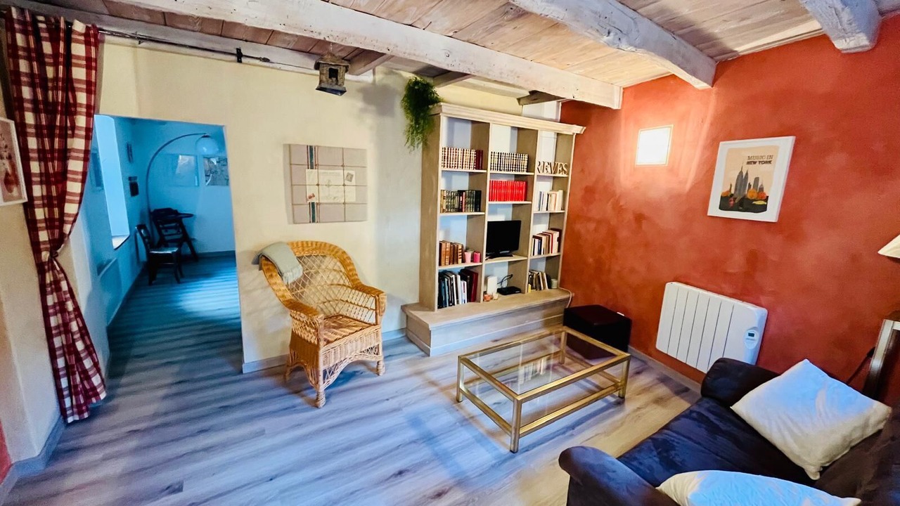 Photo of Livingroom in Nozieres