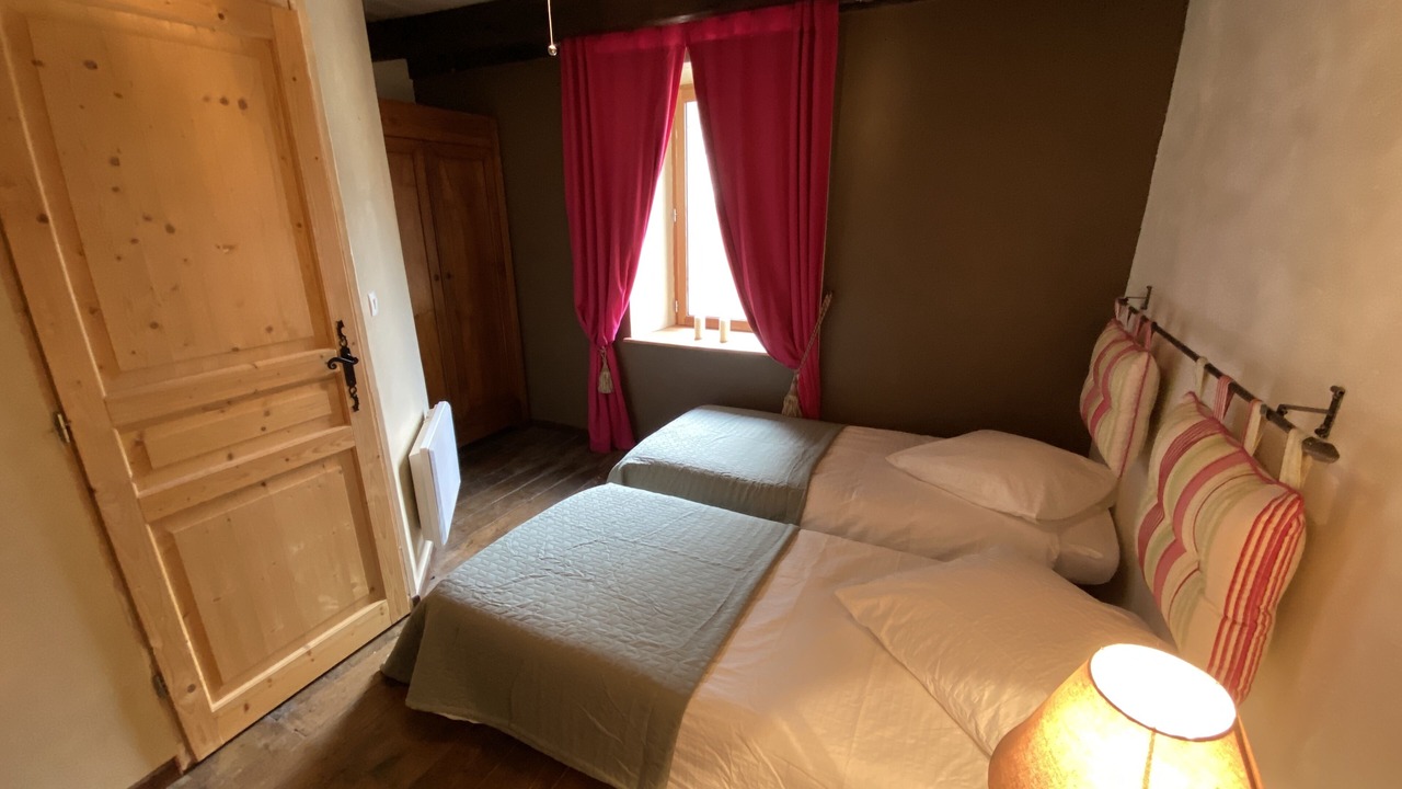 Photo of Bedroom in Nozieres