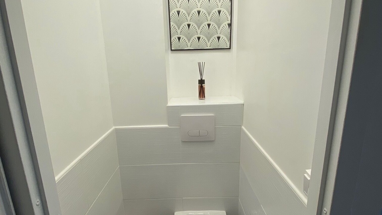 Photo of Bathroom in Cognac