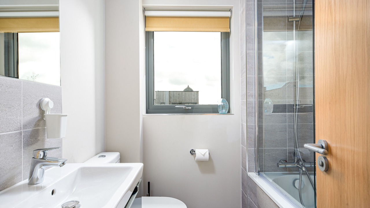 Photo of Bathroom in Holworth