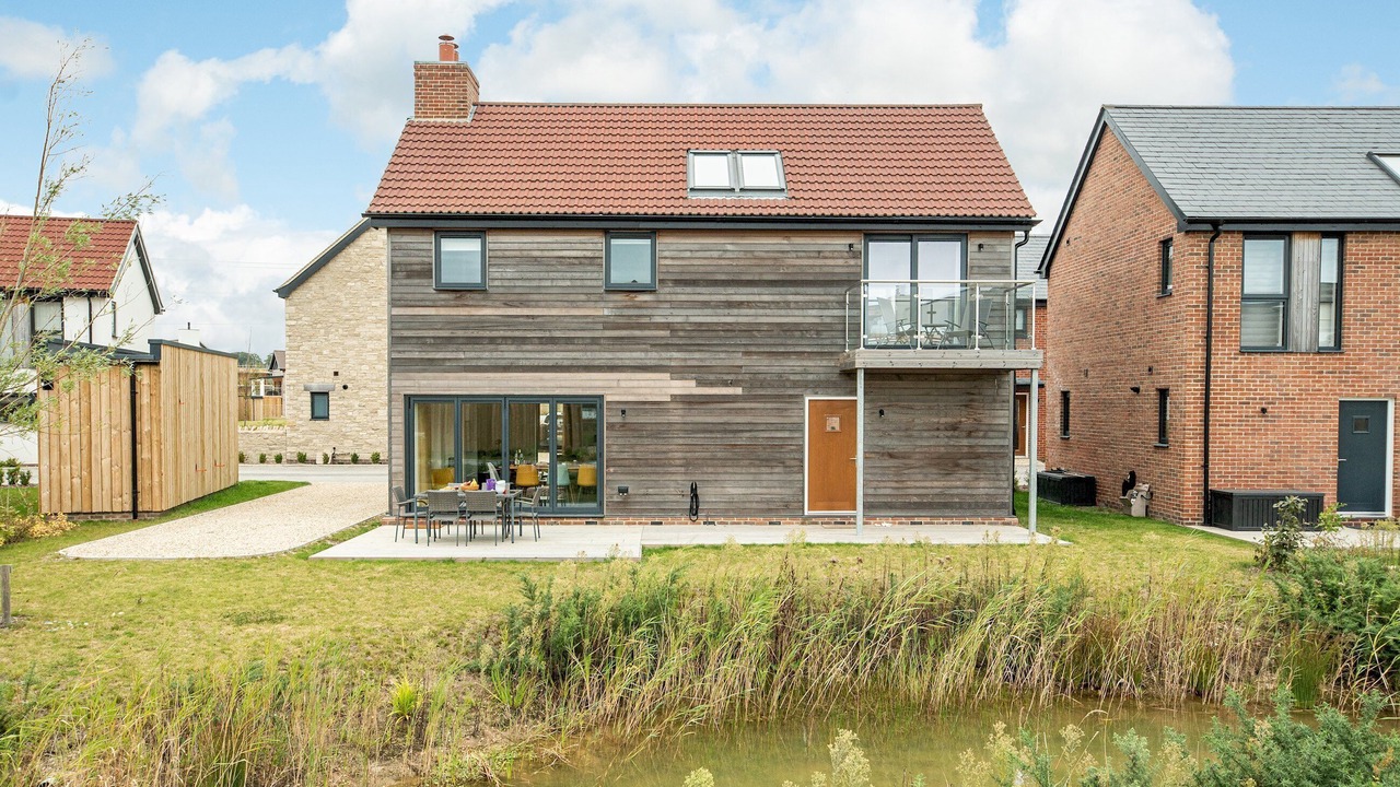 Photo of Outdoor in Holworth