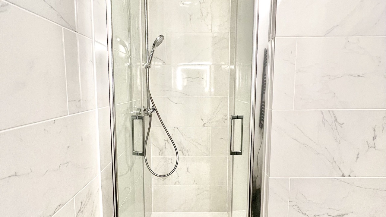 Photo of Bathroom in Champagne-au-Mont-d'Or