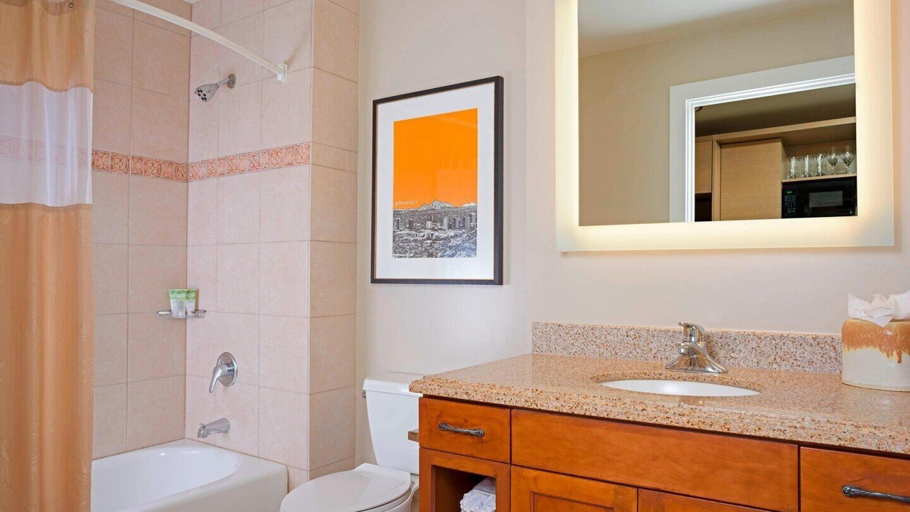 Photo of Bathroom in Desert Ridge