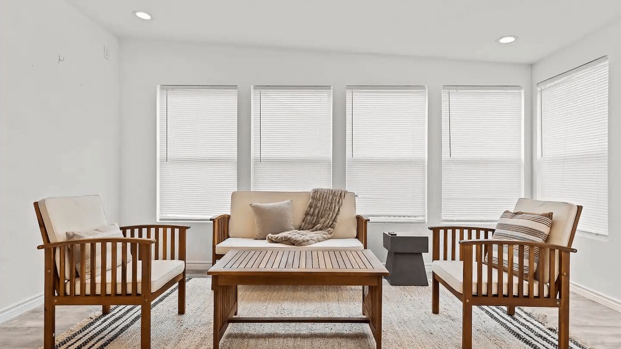 Photo of Livingroom in Sherman