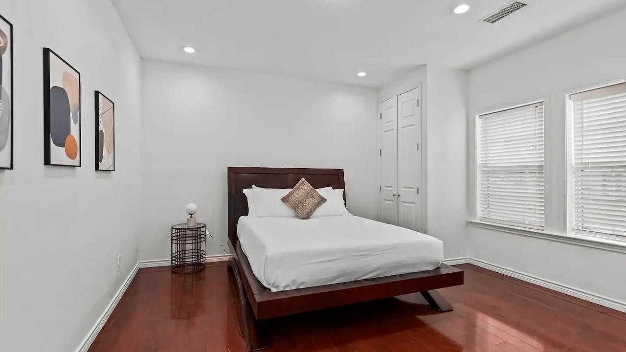Photo of Bedroom in Sherman