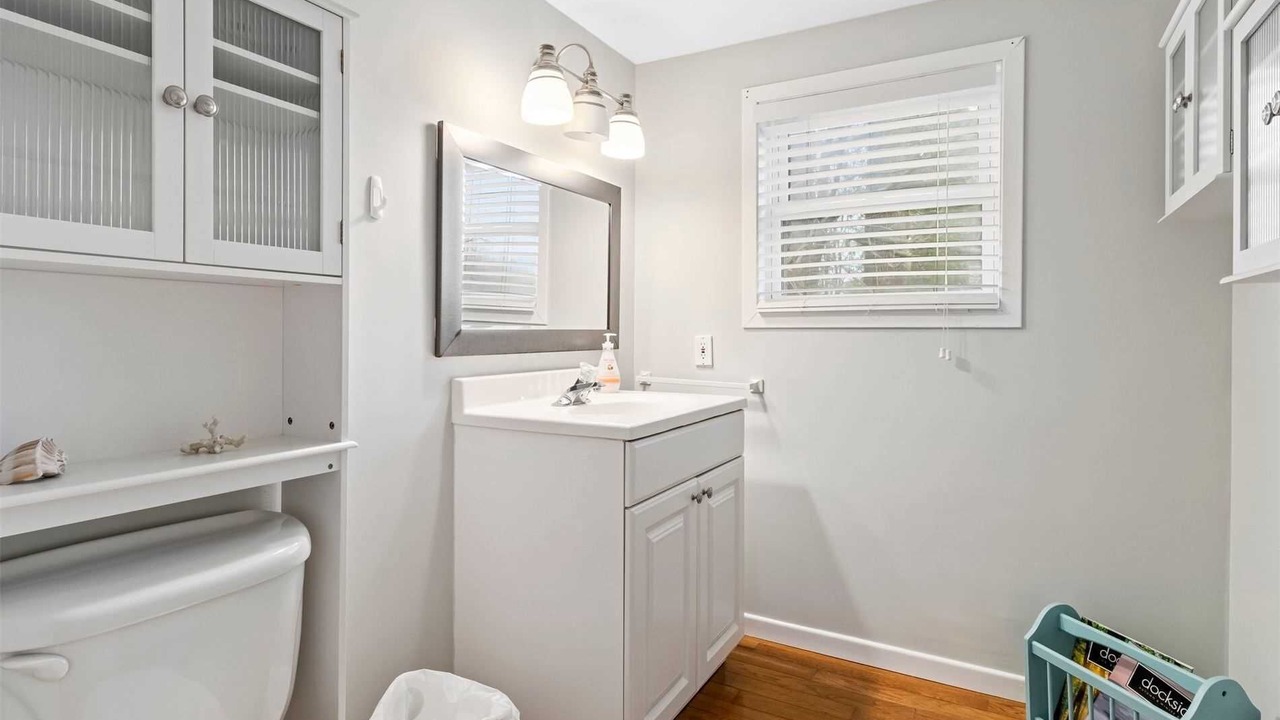 Photo of Bathroom in Woodville