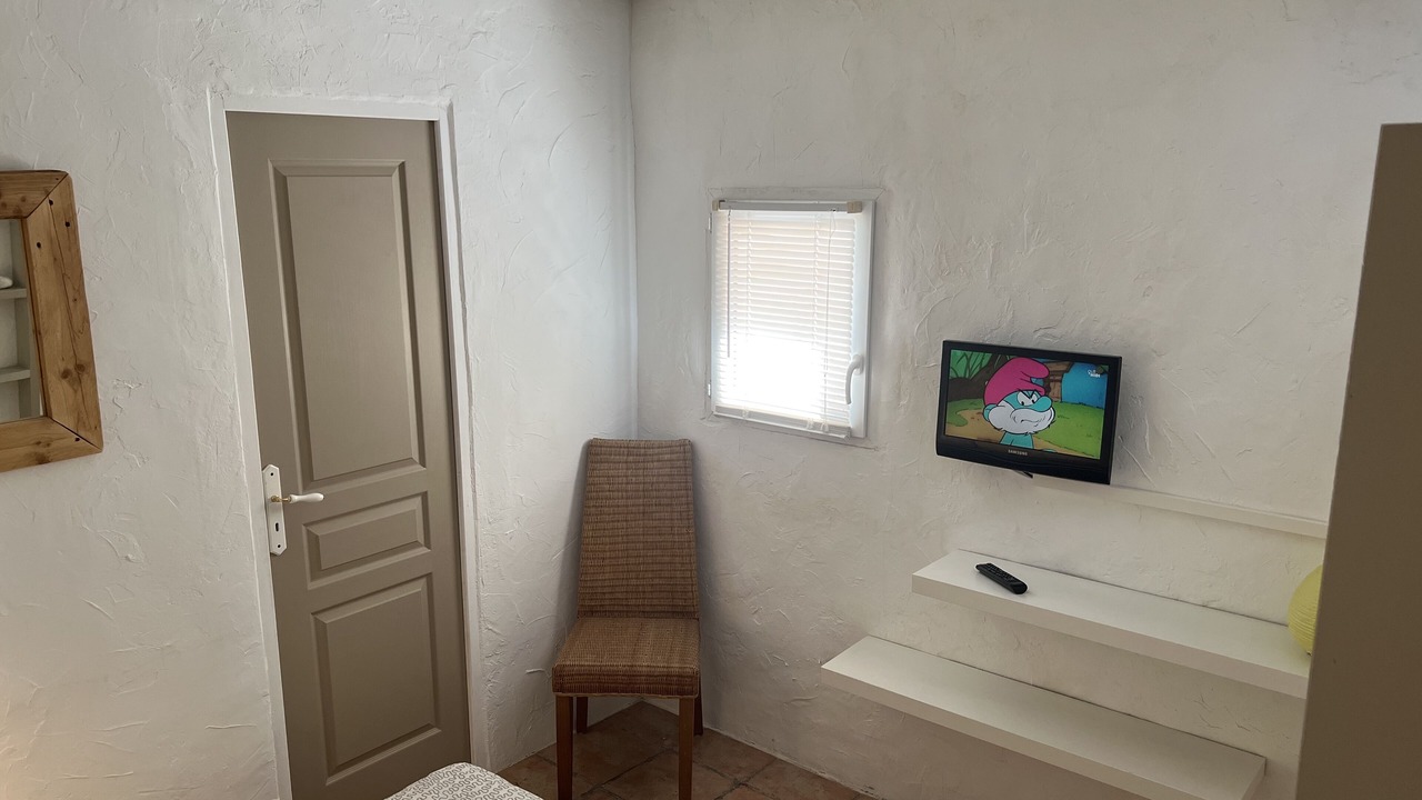 Photo of Bedroom in 7th Arrondissement
