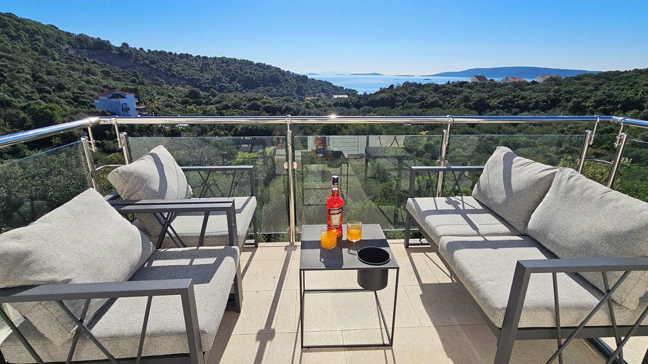 Photo of Patio Balcony in Okrug Donji