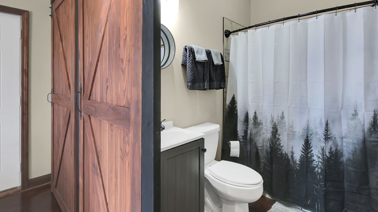 Photo of Bathroom in Sycamore