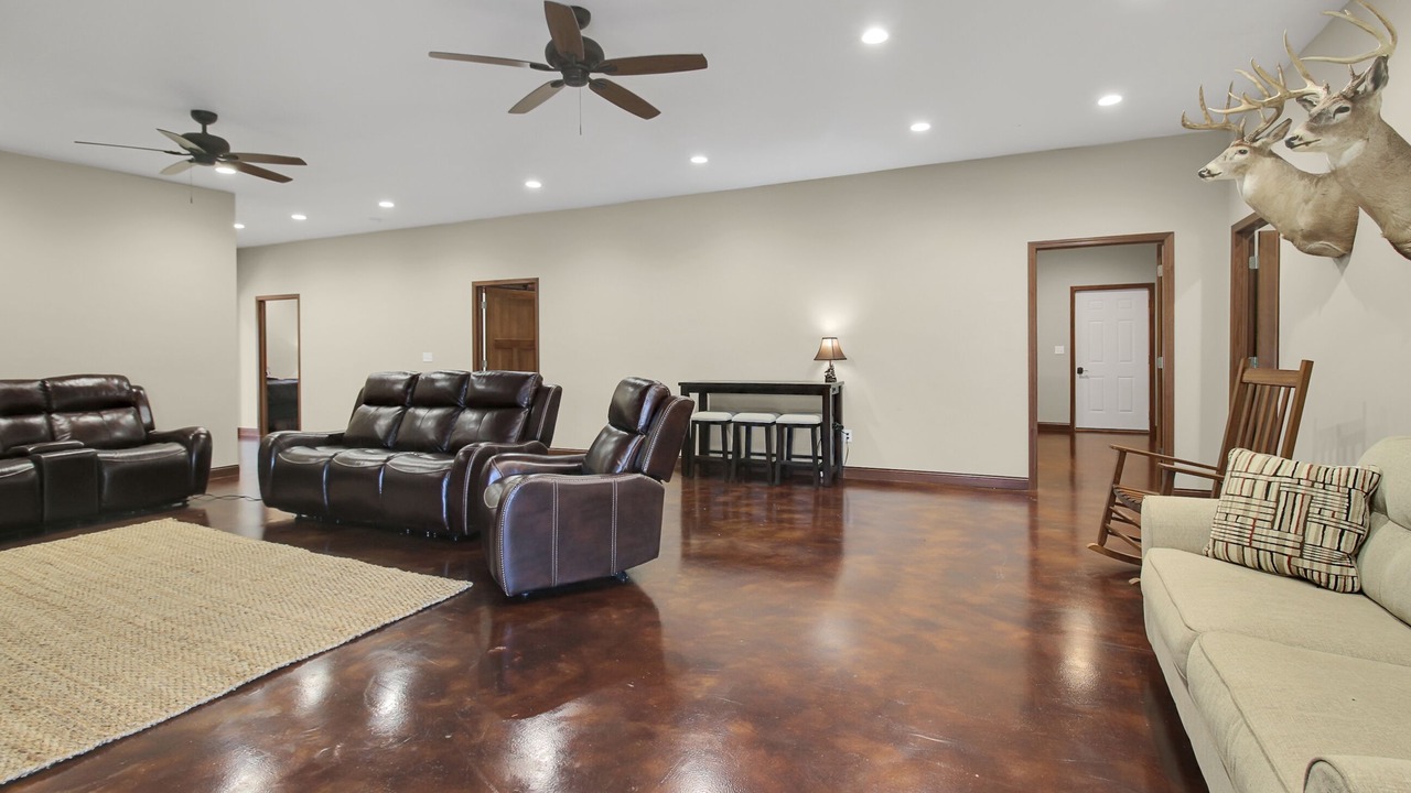 Photo of Livingroom in Sycamore