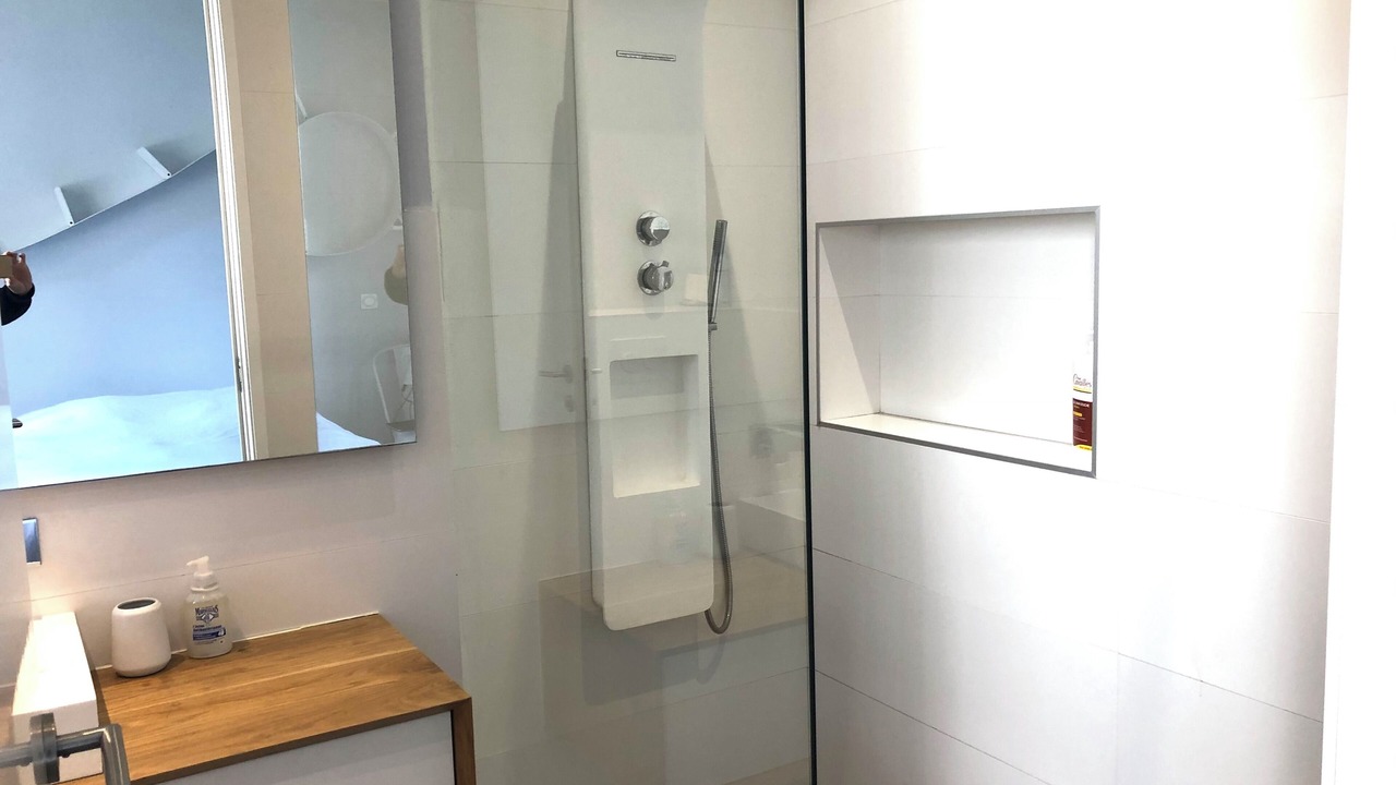 Photo of Bathroom in Pornichet