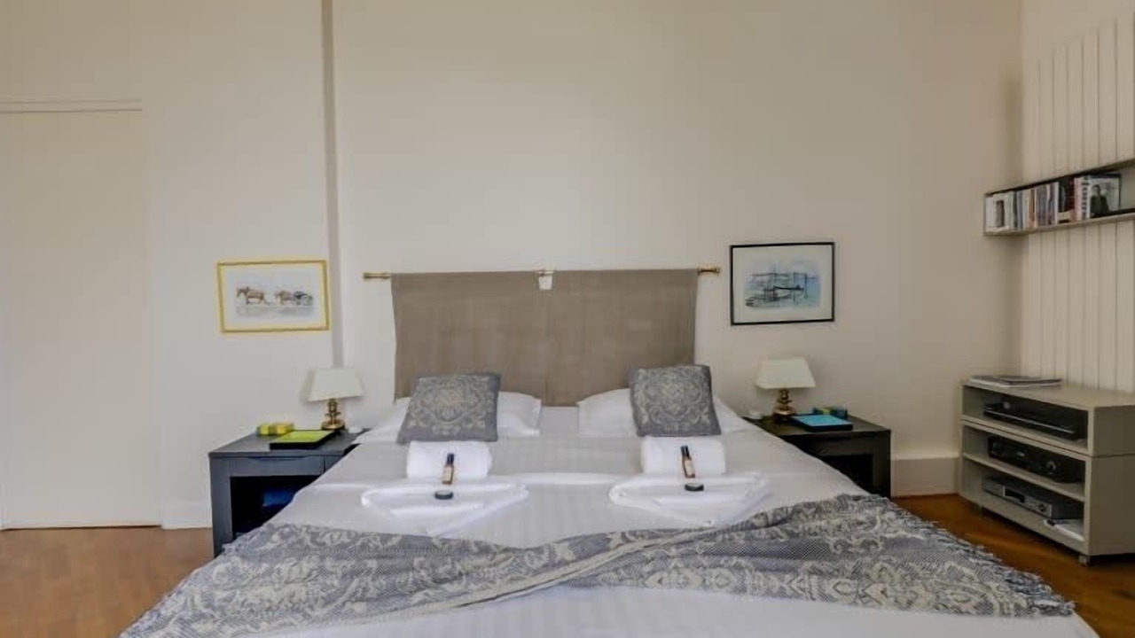 Photo of Bedroom in Grenelle