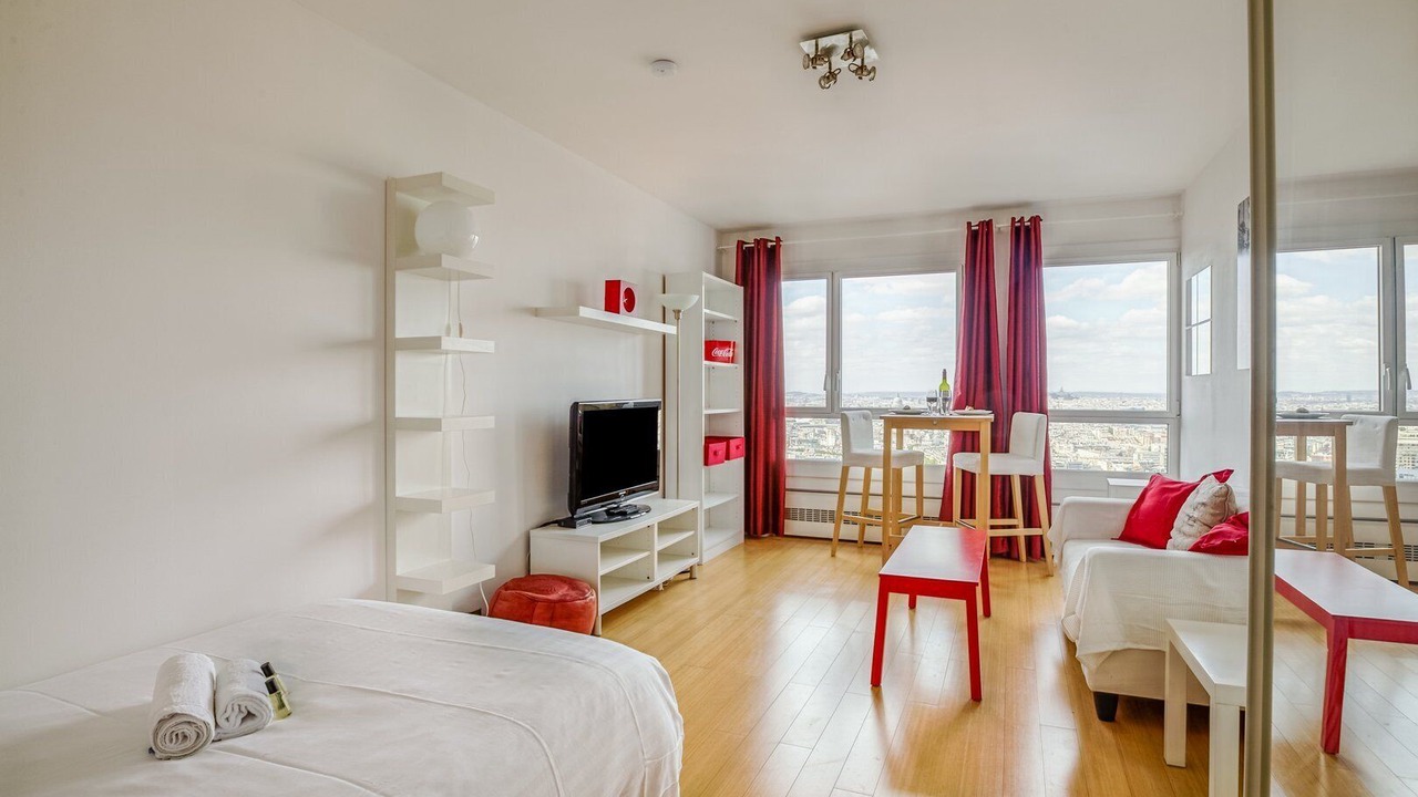 Photo of Bedroom in 13th Arrondissement