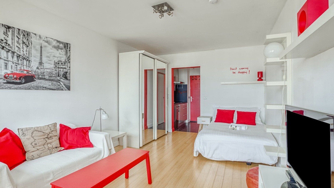Photo of Bedroom in 13th Arrondissement