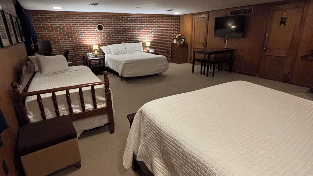 Photo of Bedroom in Beattyville