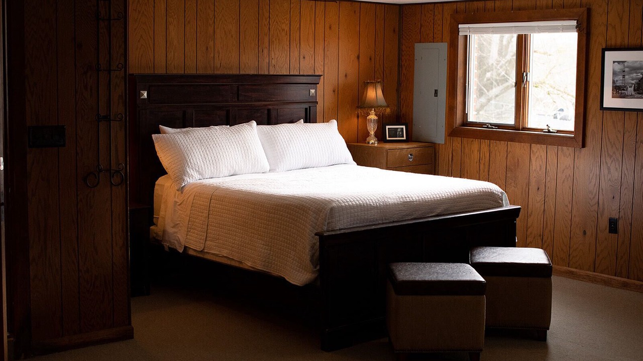 Photo of Bedroom in Beattyville