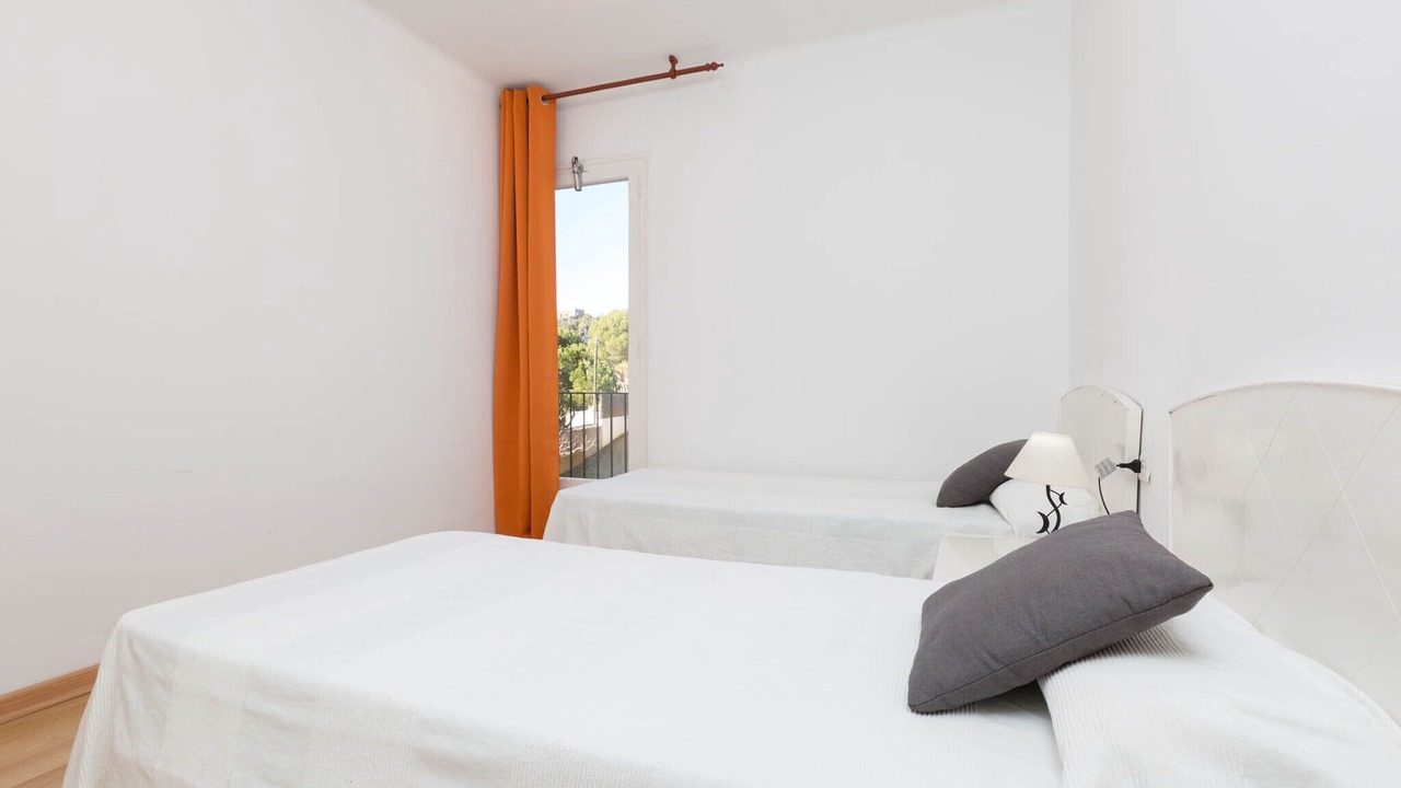 Photo of Bedroom in Llafranc