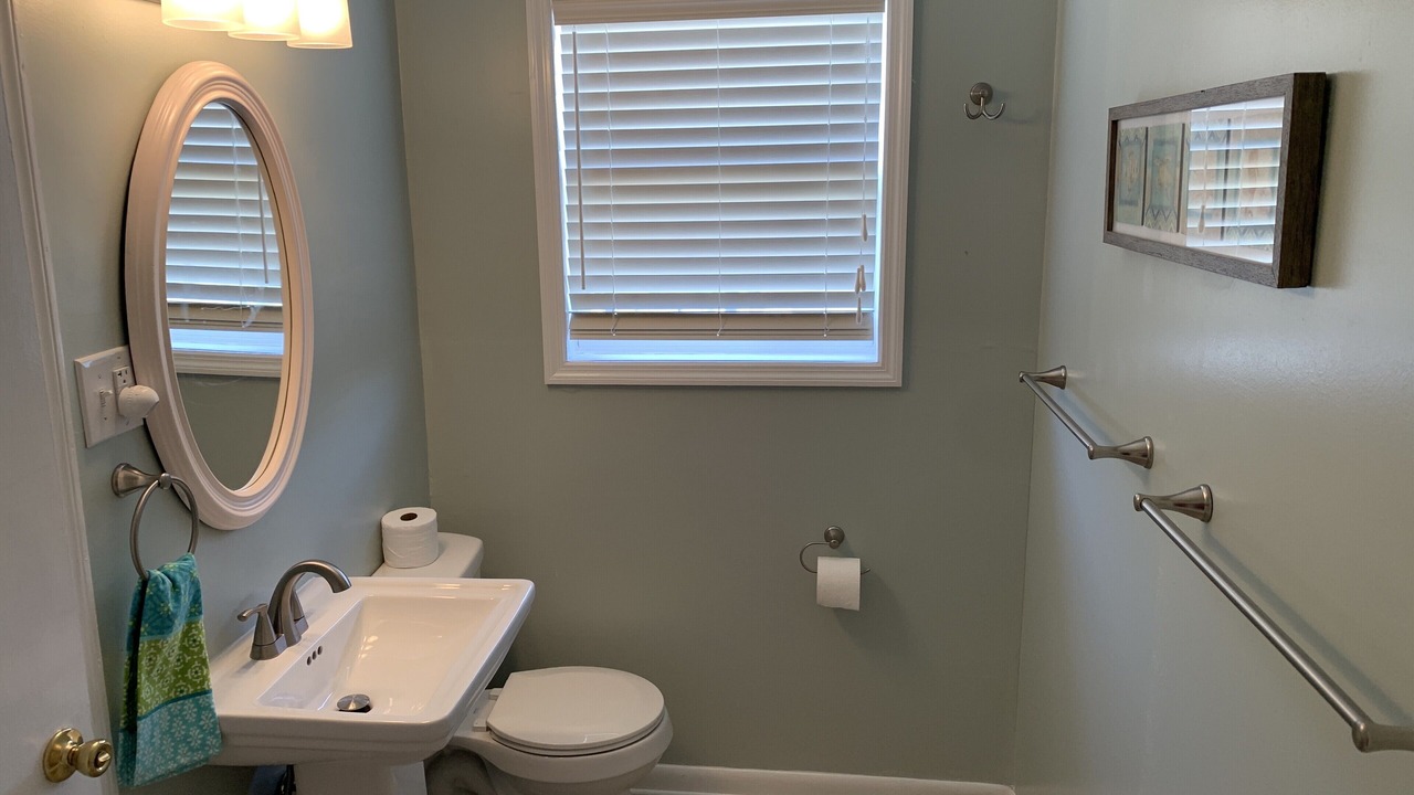 Photo of Bathroom in Ocean City Beach