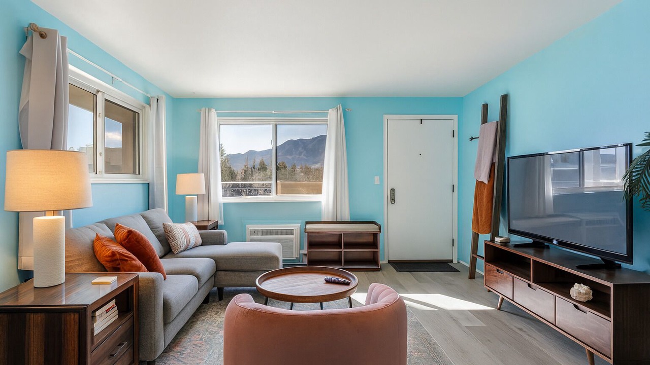 Photo of Bedroom in East Boulder