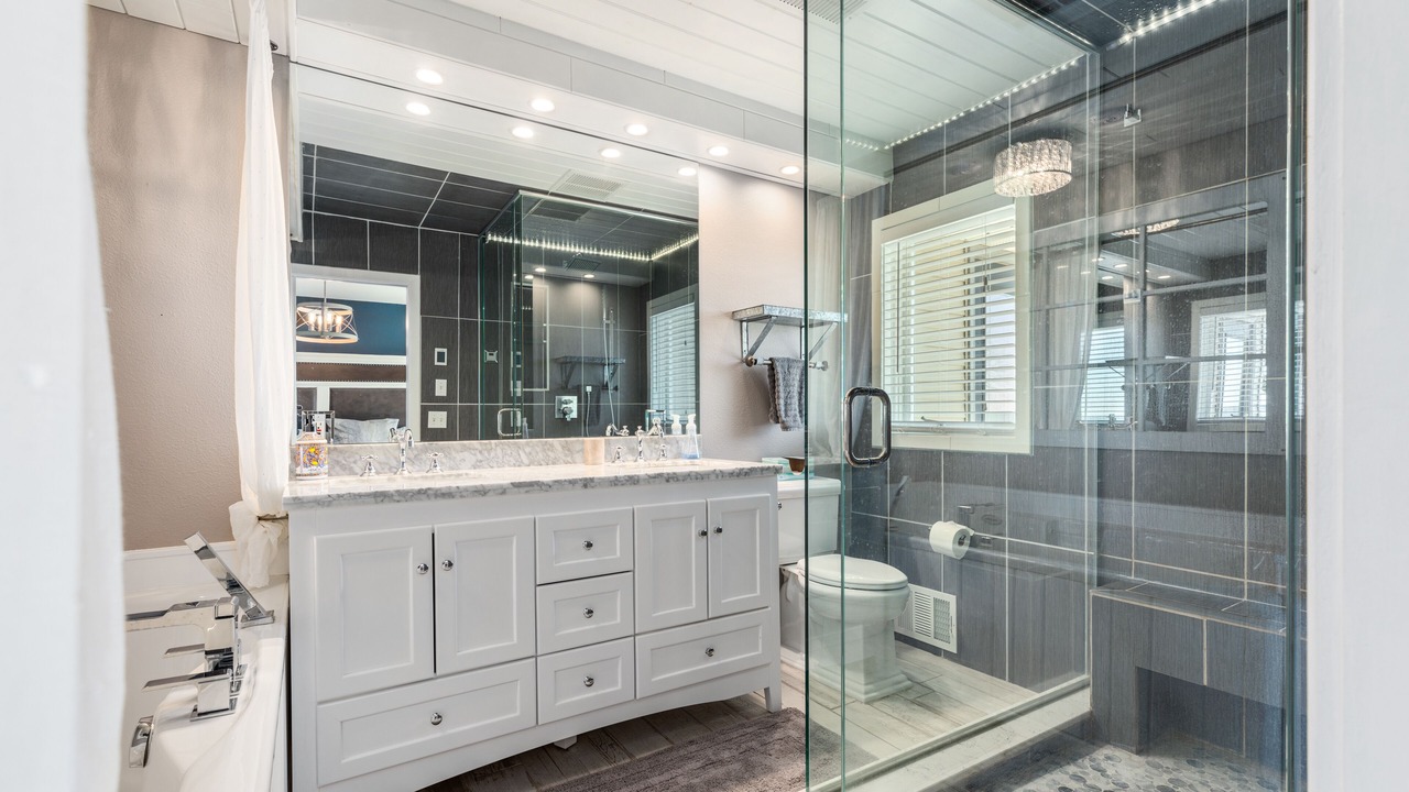 Photo of Bathroom in Brainerd