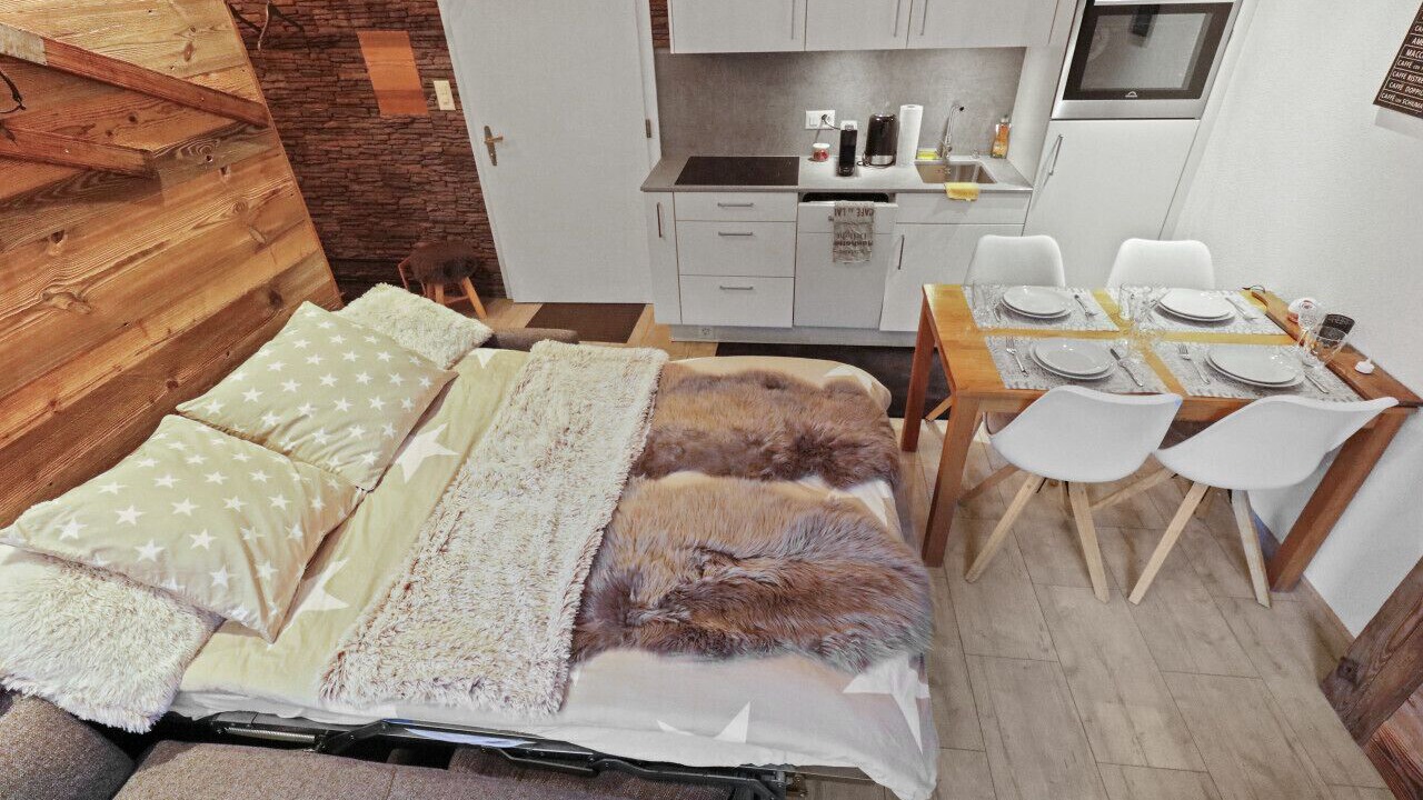 Photo of Bedroom in Noes