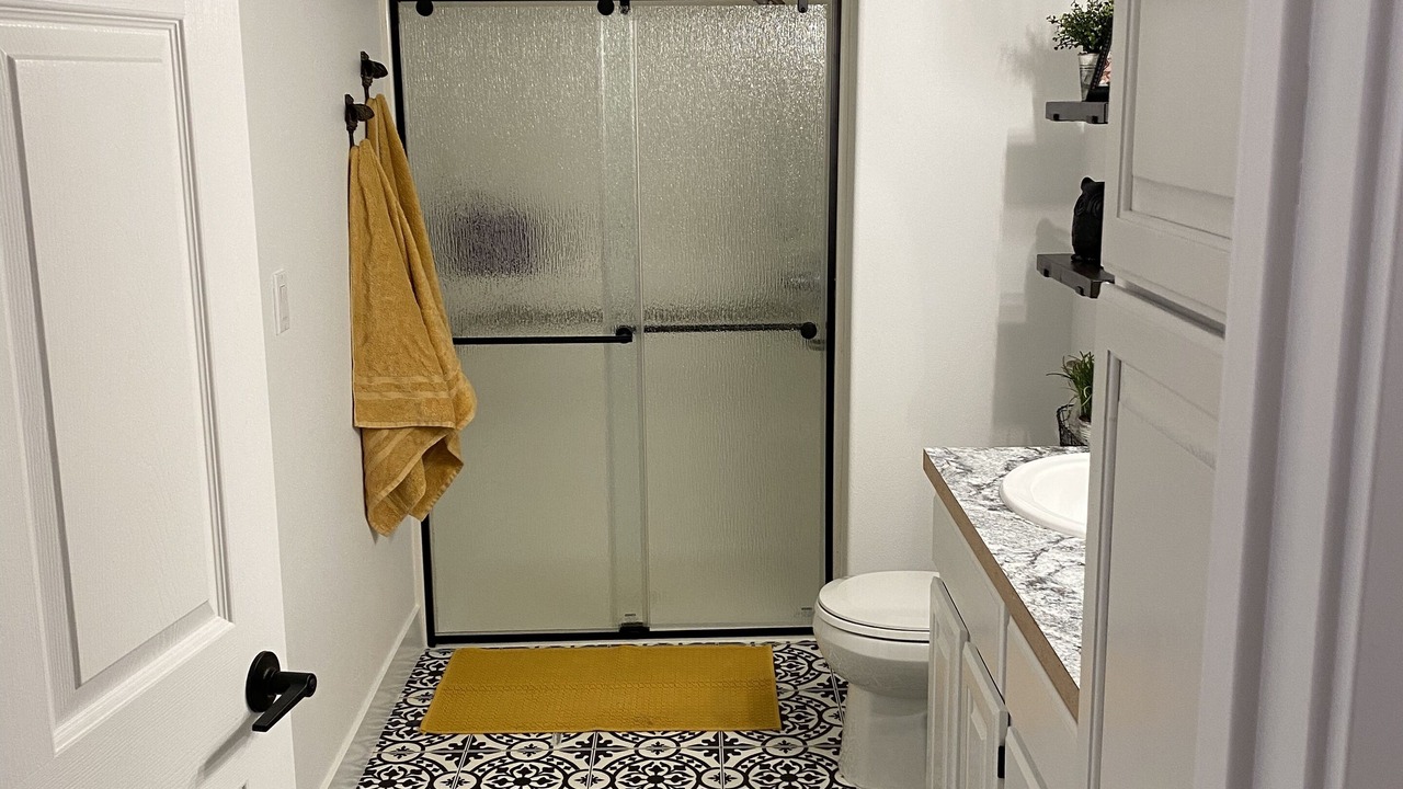 Photo of Bathroom in Pendleton