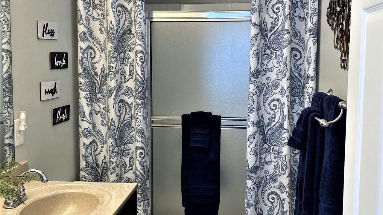 Photo of Bathroom in Kaiser