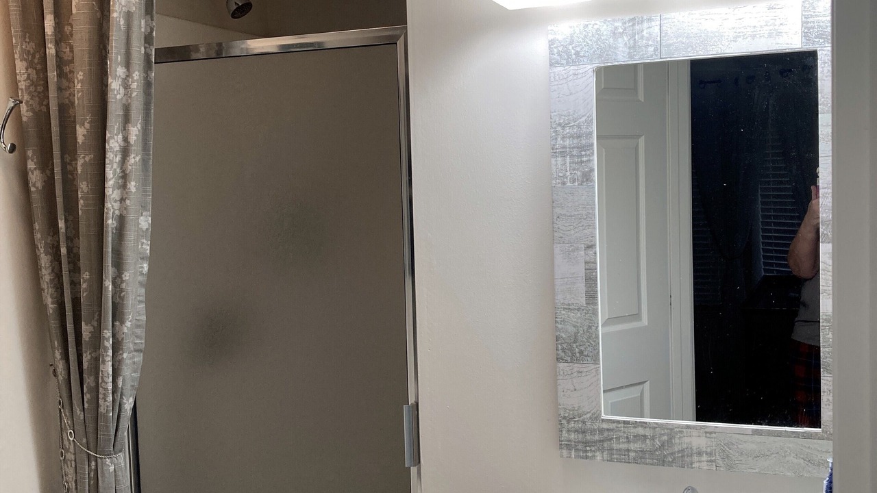 Photo of Bathroom in Kaiser