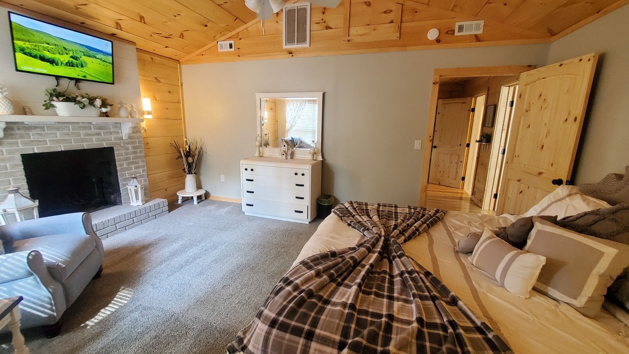 Photo of Bedroom in Tunnel Hill