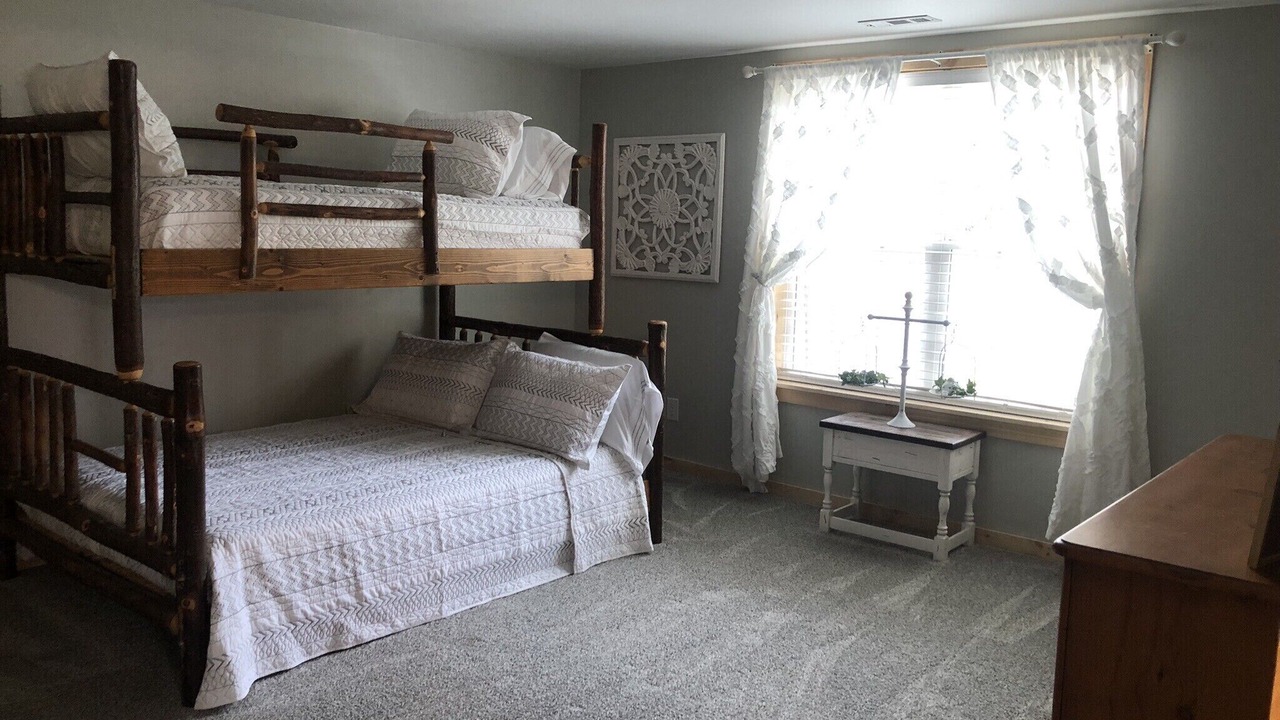 Photo of Bedroom in Tunnel Hill