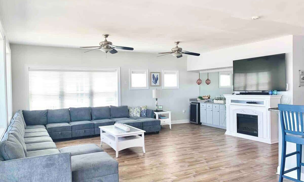 Photo of Livingroom in Cherry Grove Beach