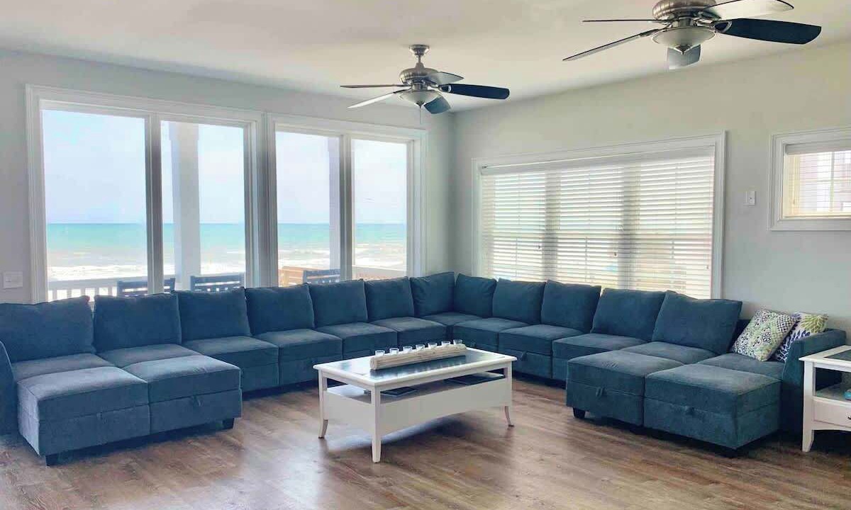Photo of Livingroom in Cherry Grove Beach