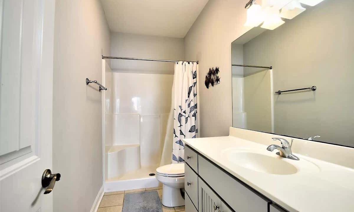Photo of Bathroom in Cherry Grove Beach