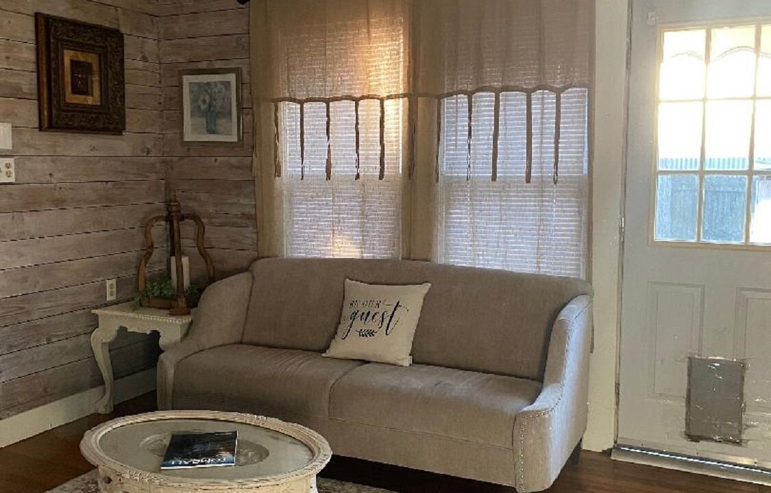 Photo of Livingroom in Tomball