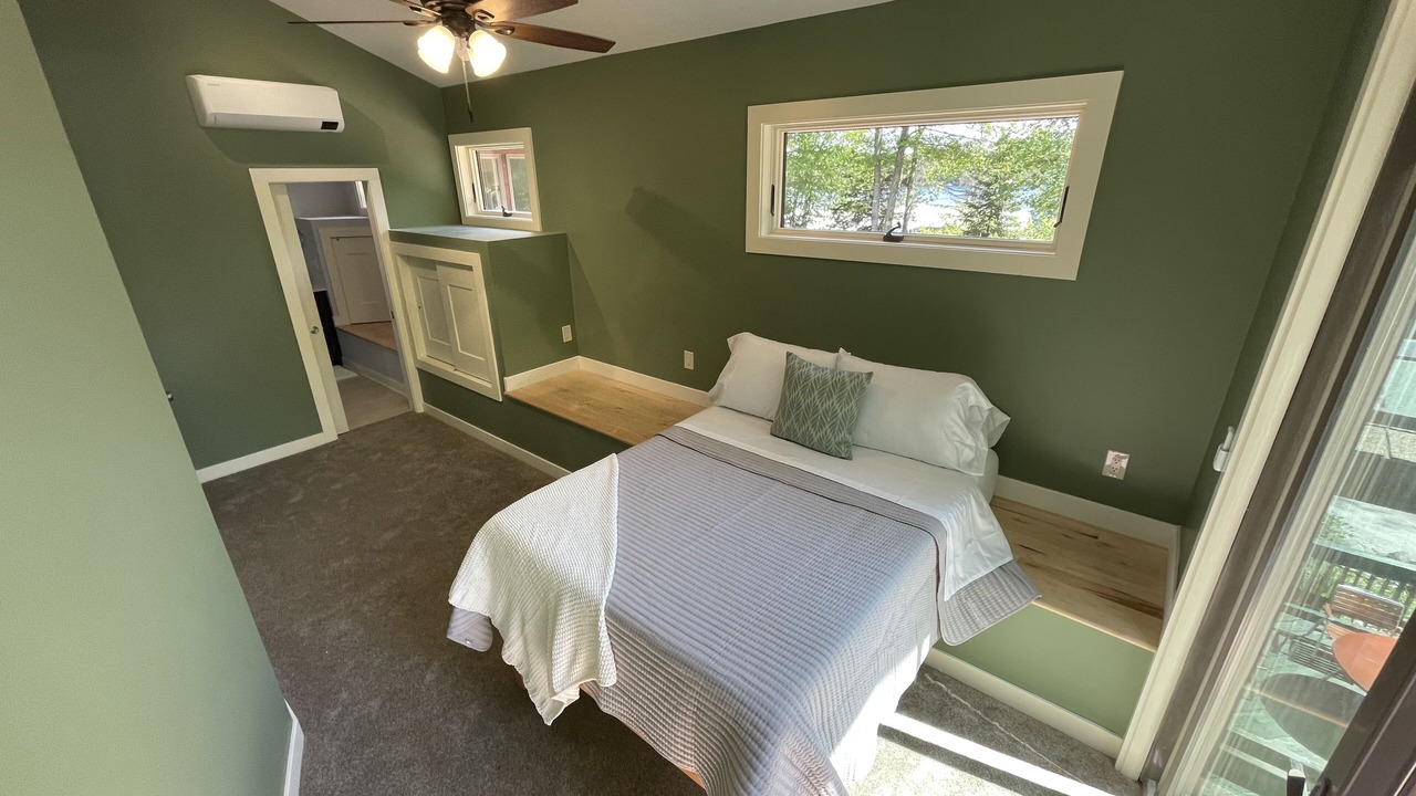 Photo of Bedroom in Salisbury Center