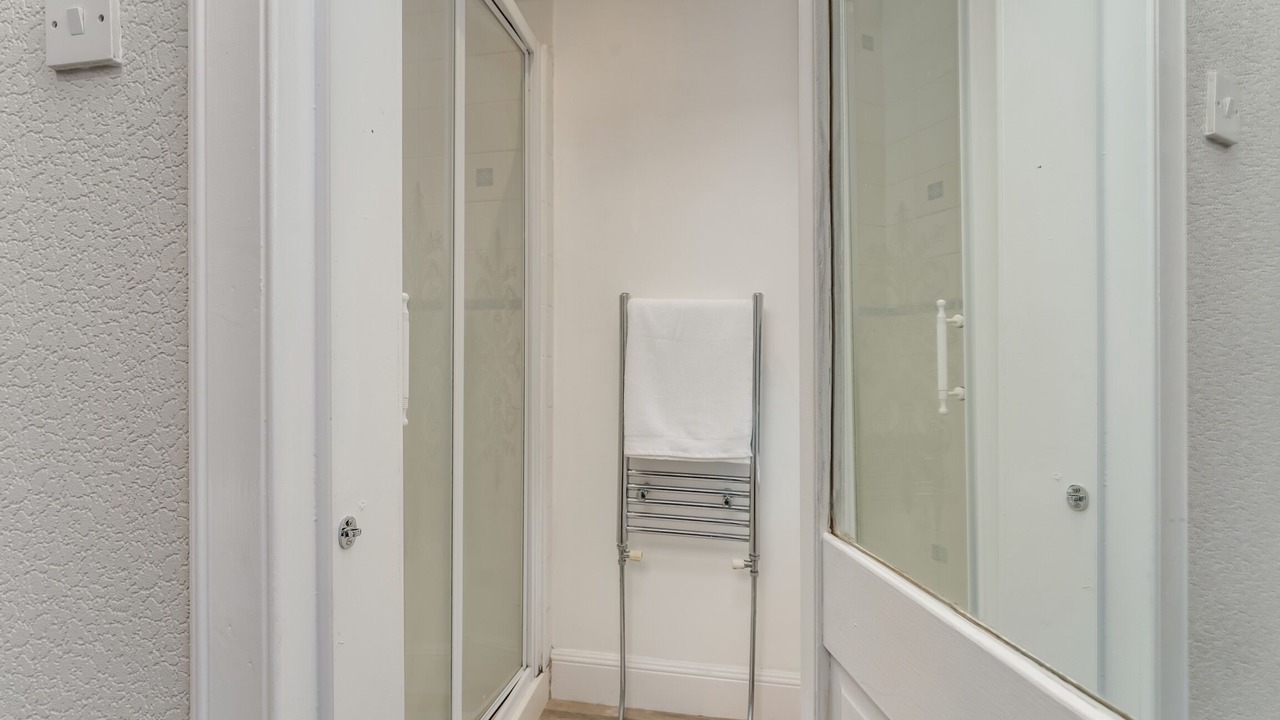 Photo of Others in Bonhill